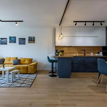 Apartment Ag With Balcony And Garage *
